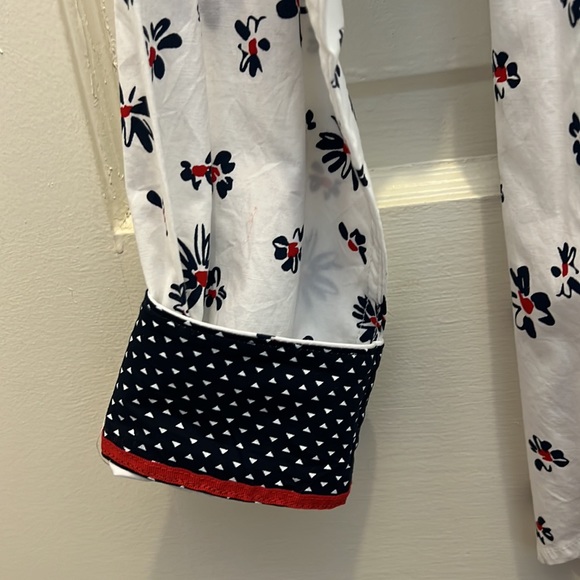 Across the pond men's flowered button down shirt size medium NWT - Picture 2 of 8